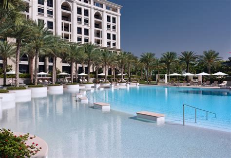 la piscina by palazzo versace dubai|versace palazzo dubai.